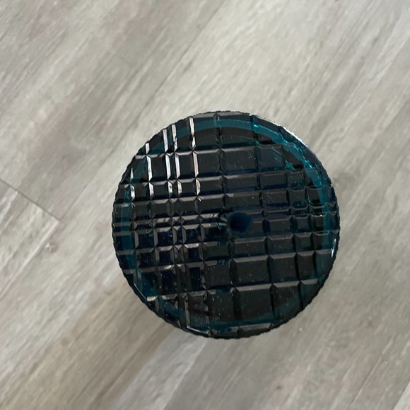 Starbucks 2021 Winter Holiday Emerald Green Jewel Venti Tumbler - Picture 3 of 3